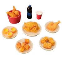 1 Set de Accesorios de Resina para Casa de Muñecas: Bandeja de Comida de Simulación con Hamburguesa, Alitas de Pollo Fritas, Muslos de Pollo, Papas Fritas y Tarta de Huevo