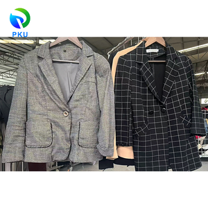 Vestito per le donne di alta qualità alla moda di seconda mano <span class=keywords><strong>vestiti</strong></span> all'ingrosso di abiti da <span class=keywords><strong>donna</strong></span> usati <span class=keywords><strong>vestiti</strong></span> blazers grossisti <span class=keywords><strong>online</strong></span> - Product Image 4