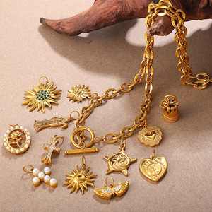Colgantes de acero inoxidable chapados en oro de 18 quilates con formas mixtas estilo retro oceánico europeo-americano para la fabricación de collares - Product Image 1