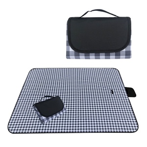 Strandmatte Outdoor-Picknickdecke Extra Groß Umweltfreundlich Wasserdicht Sandabweisend Camping Leichtgewichtig Faltbar Reise Für Alle Jahreszeiten - Product Image 1
