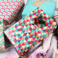 Papier d'emballage cadeau écologique recyclable à pois et rayures, style frais, vente en gros pour bouquets de fleuristes et arrangements floraux