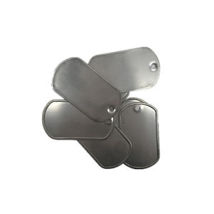 도매 사용자 정의 개인화 새겨진 스테인레스 스틸 금속 빈 개 애완 동물 ID 태그 골드 도금 블랙 전술 개 태그 - Product Image 6