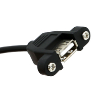 Kostenloses Muster: Maßgefertigtes USB 2.0 A-Buchse Einbaukabel auf USB A-Stecker Daten- und Ladekabel mit Schrauben