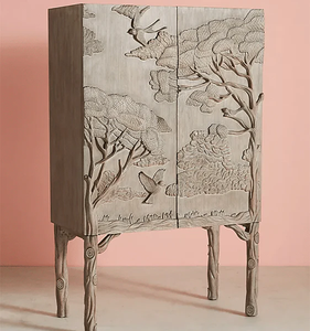 Armoire à vin Arbre de Vie sculptée à la <span class=keywords><strong>main</strong></span> avec relief d'oiseaux, buffet de bar, blanc vieilli, armoire de rangement pour spiritueux antique - Product Image 1