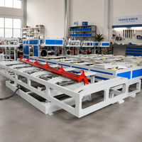 Ligne de production de tuyaux en polychlorure de vinyle (PVC) entièrement automatique, machine d'expansion à double vis contrôlée par PLC