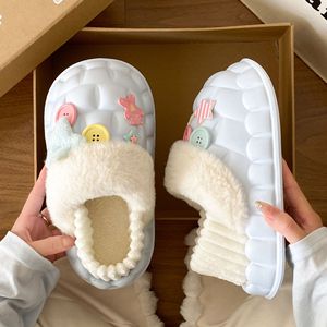 รองเท้าแตะแบบเปิดนิ้วเท้า Evergreen สำหรับผู้หญิง ฤดูใบไม้ร่วง/ฤดูหนาว พื้นหนาสองชั้น ทำจากผ้าขนสัตว์และผ้าฝ้าย กันลื่น - Product Image 3