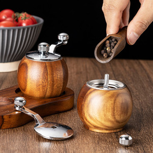 Mini moulin à poivre à manivelle en forme de boule, noyau de broyage en céramique, moulin à sel et à épices polyvalent, assaisonnement manuel pour la cuisine - Product Image 3