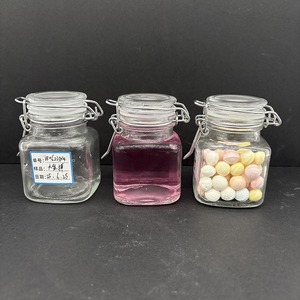 Vente en gros à prix réduit de 100ml Mini bougie carrée Bocal en verre hermétique avec capuchon à clip pivotant - Product Image 4