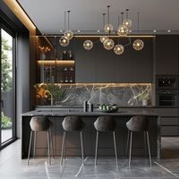 Îlot de cuisine de luxe en marbre artificiel avec cascade, éclairage LED intégré, armoires, évier et robinet