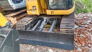 Mini-excavatrice sur chenilles d'occasion CAT308E2 de 8 tonnes, modèle 2022, certifiée EPA CE, d'origine japonaise, pour usage agricole (également disponible : CAT308C d'occasion de 8 tonnes) - Product Image 6