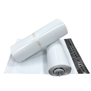 Sobres de Plástico Biodegradables Resistentes a Desgarros de 0.15mm de Grosor con Costuras Reforzadas para un Embalaje Seguro - Product Image 6