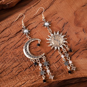 Güneş Ay Asimetrik Sallantılı Küpeler Vintage Kristal Püsküllü Damla Küpeler Boho Göksel Tarz Takı Kadınlar İçin Partiye Uygun - Product Image 2