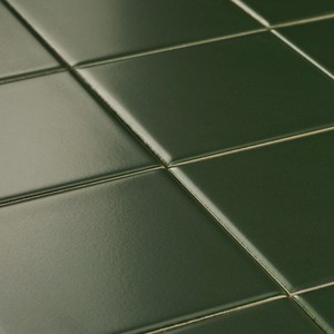 Piastrella Verde Puro Opaca 10x10 Cm, Spessore 6,8 Mm, Bordi Irregolari per Uso su Pareti e Pavimenti - Product Image 5