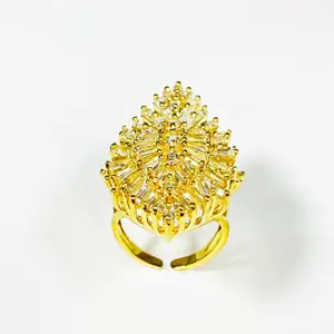 Penjualan langsung pabrik cincin desain lapangan dandelion cincin kumpulan sesuai pesanan cincin zirkonia tembaga mewah kualitas tinggi