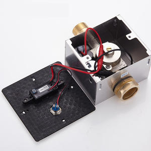 Válvula de descarga automática con sensor Chengming, montada en la pared, 25-80 psi, CA 110-240 V, ahorro de agua para baños públicos - Product Image 3