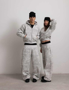 Eco-Friendly Custom Heavyweight Cotton <b>Camouflage</b> Hoodies and Pants Sweatsuits 2 Pieces Unisex Camo Printing Track Suit - Product Image 1