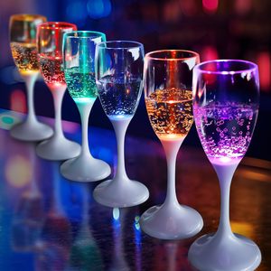 Verre à <span class=keywords><strong>champagne</strong></span> lumineux à LED en plastique PS de qualité alimentaire avec logo personnalisé, activé par liquide, pour fête - Product Image 3