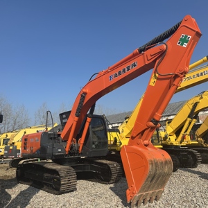 Excavatrice sur chenilles d'occasion Hitachi ZX200, 20 tonnes, moteur Isuzu, modèles ZX200-5G/3G/6, modèle 2023, godet de 1,6 m, machine à vendre - Product Image 1