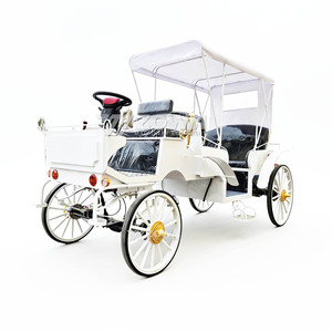 Carroza Eléctrica Clásica de 4 Ruedas ZOWN para Bodas y Turismo con 4-6 Asientos - Product Image 2