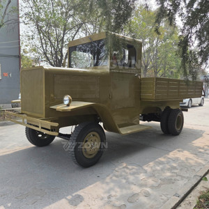 Retro Style Truck <b>Gasoline</b> Powered Open Cab Cargo Vehicle For Display And Film Production - Product Image 5