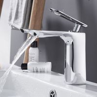 Grifo de lavabo tipo cascada, mezclador de agua fría y caliente, monomando, moderno, de latón, con válvula de cerámica, para baño