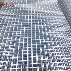 Grille en acier galvanisé carrée, grille de passerelle industrielle, matériau de construction métallique anti-corrosion - Product Image 4