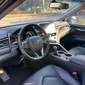 Pour Toyota Camry 2023 2.0L <span class=keywords><strong>GVP</strong></span> Leading Edition, berline d'occasion 5 places, intérieur cuir foncé, essence, automatique, conduite à gauche - Product Image 4