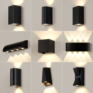 Lámpara LED Cuadrada para Exteriores, Ajustable, Impermeable, para Pared, Porche, Iluminación Arriba y Abajo - Product Image 3