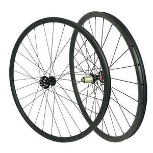 SoarRocs 30mm Largeur 25mm Profondeur XC carbone 29er roues <span class=keywords><strong>Tubeless</strong></span> <span class=keywords><strong>vtt</strong></span> roues moyeu D411SB/ D791SB <span class=keywords><strong>vtt</strong></span> paire de roues - Product Image 3
