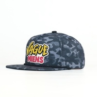 5-delige ongestructureerde flat brim pet met geborduurd logo, hoge kwaliteit snapback cap voor bruiloft