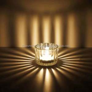 Venta al por Mayor de Frascos de Vidrio de Borosilicato Modernos con Forma de Corazón para el Día de San Valentín, Personalizados, Transparentes, con Corte y Grabado - Product Image 1