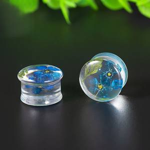 موسعات أذن شفافة من الأكريليك على شكل أوراق وزهور، مجوهرات ثقب الجسم مع زهور مجففة جميلة - Product Image 4