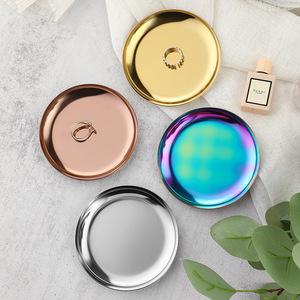 Plateau de présentation de bijoux <span class=keywords><strong>en</strong></span> acier inoxydable avec logo personnalisé pour cadeau, plateau rond petit et doré décoratif, plateau de rangement <span class=keywords><strong>en</strong></span> métal - Product Image 3