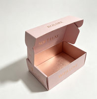 Boîte cadeau en carton ondulé avec estampage à chaud de qualité supérieure, boîte en papier personnalisée pour emballage cosmétique de marque de luxe
