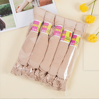 Vente en gros de chaussettes courtes en soie sexy en nylon bon marché pour femmes chaussettes d'été en soie cristal invisible de couleur unie anti-crochet