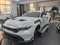 Pour Ford Mustang : Kit Carrosserie Style GTD – Lame de Pare-chocs Avant en Fibre de Carbone, Diffuseur, Spoiler, Panneau de Garde-boue Large, Amélioration de Capot