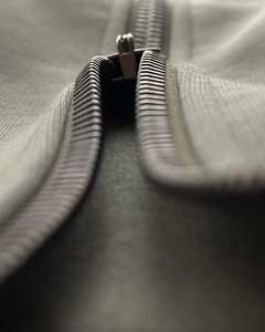 사용자 정의 헐렁한 특대 공백 남여 공용 드롭 숄더 헤비급 크롭 컷 빅 후드 500Gsm 면 단색 크롭 지퍼 업 후드 - Product Image 4