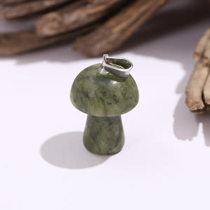 Venta al por mayor Diy collar mochila llave colgante joyería accesorios único lindo multicolor cristal Natural seta colgante - Product Image 3