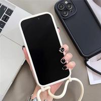 Étui de téléphone pour iPhone 16 14 13 15 Pro Max 12 11 X XR XS Plus SE 2022 avec cordon réglable et sangle bandoulière, coque souple