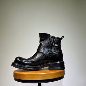 Handmade Winter Retro Men's Boots Genuine Leather Lining Zipper Closure Height Increasing Feature Mid-heel Design - Product Image 4