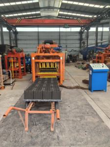 เครื่องอิฐกึ่งอัตโนมัติขนาดเล็กสำหรับโครงการขนาดเล็กเครื่องเผาคอนกรีตฟรี - Product Image 6