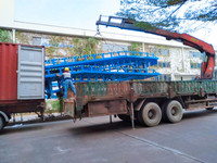Plateforme de chargement mobile hydraulique manuelle de 8 tonnes pour le chargement de conteneurs