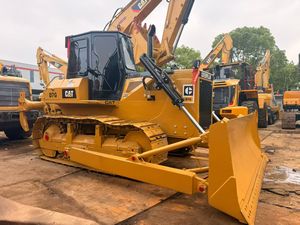 รถดันดินตีนตะขาบ Caterpillar D7G มือสอง รุ่น CAT D7G พร้อมริปเปอร์ด้านหลัง สำหรับงานก่อสร้างและเหมืองแร่ - Product Image 4