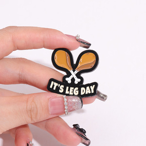 Bán Buôn Tùy Chỉnh Kim Loại Gà Ve Áo Pins Nó Là Chân Ngày Men Pin Với Thiết Kế Riêng Mềm Cứng Đúc Kỹ Thuật Thực Phẩm Logo Đùi - Product Image 6