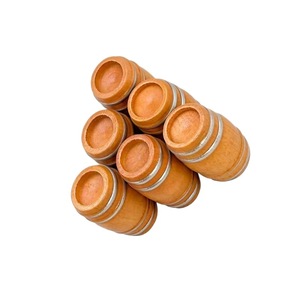 Accessoires de bar miniatures pour <span class=keywords><strong>maison</strong></span> de poupée, accessoires ob11, mini baril rond en bois vintage, baril de bière simulé - Product Image 5