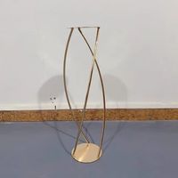 Support de fleurs en métal doré Vase Décoration de mariage Centre de table 60/80cm Floral Riser Display Piédestal Flower Rack Stand