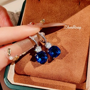 Boucles d'oreilles clous en argent 925 et quartz rose, bijoux authentiques de guérison en cristal pour femmes, cadeau de bien-être, vente en gros - Product Image 1