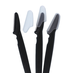 Outil de dermaplanage noir tondeuses à <span class=keywords><strong>sourcils</strong></span> rasoir à <span class=keywords><strong>sourcils</strong></span> en plastique rasoirs de visage épilation du visage pour les femmes avec couvercle de sécurité - Product Image 2
