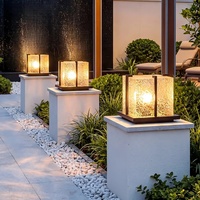 Lampe de poteau en verre ondulé moderne pour cour extérieure, idéale pour jardin et entrée de maison