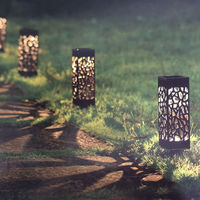 Lámpara LED Solar para Jardín, Mini Linterna Decorativa para Exteriores, Resistente al Agua IP65, con 3 Años de Garantía